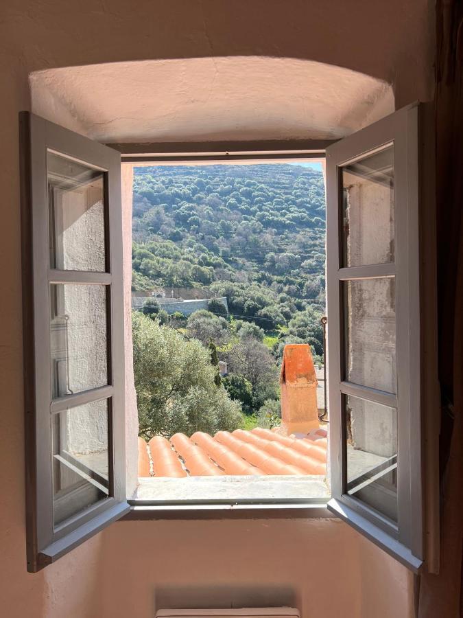 Casa Musicale Hotel Pigna Bagian luar foto