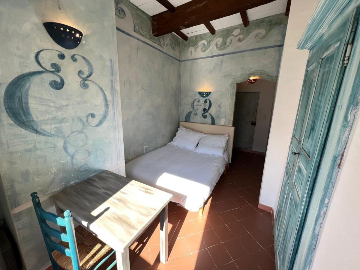 Casa Musicale Hotel Pigna Bagian luar foto