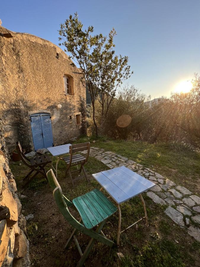 Casa Musicale Hotel Pigna Bagian luar foto
