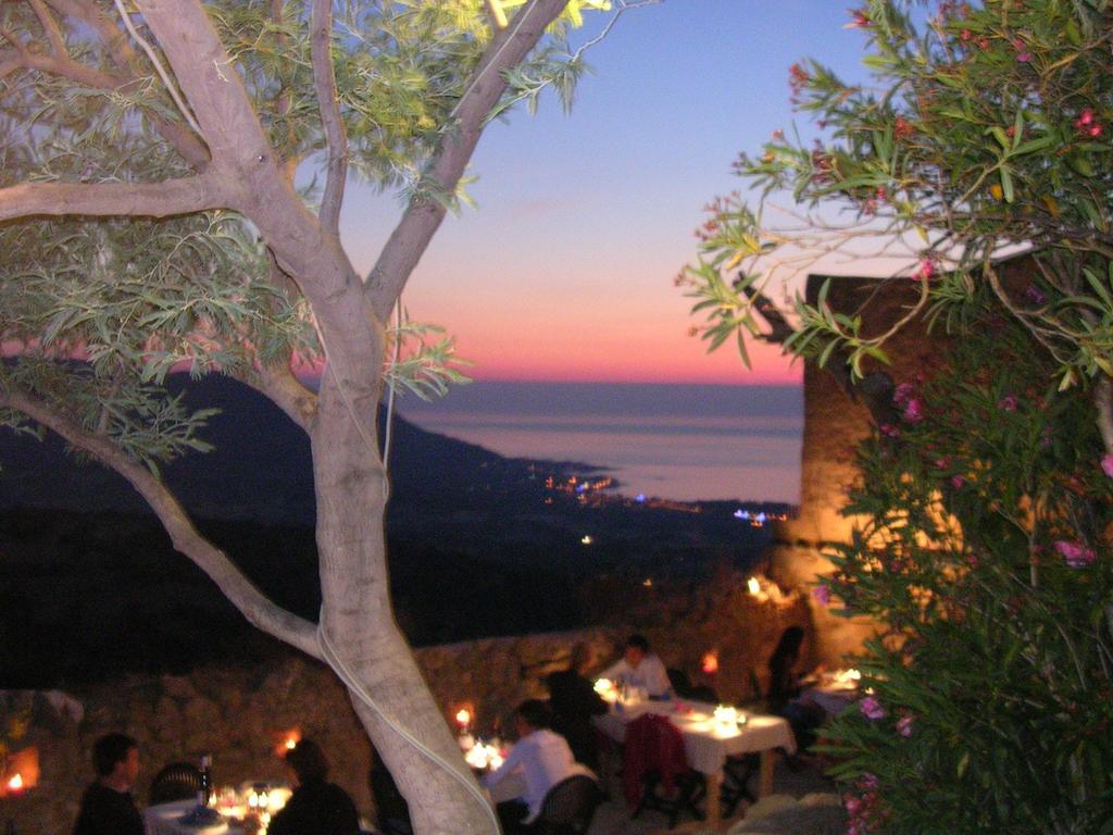 Casa Musicale Hotel Pigna Bagian luar foto
